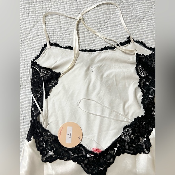 New Verge girl - lace trim backless slip dress in white Size 8 - Picture 14 of 15